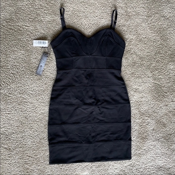 Aritzia Talula removable strap dress - Picture 3 of 6